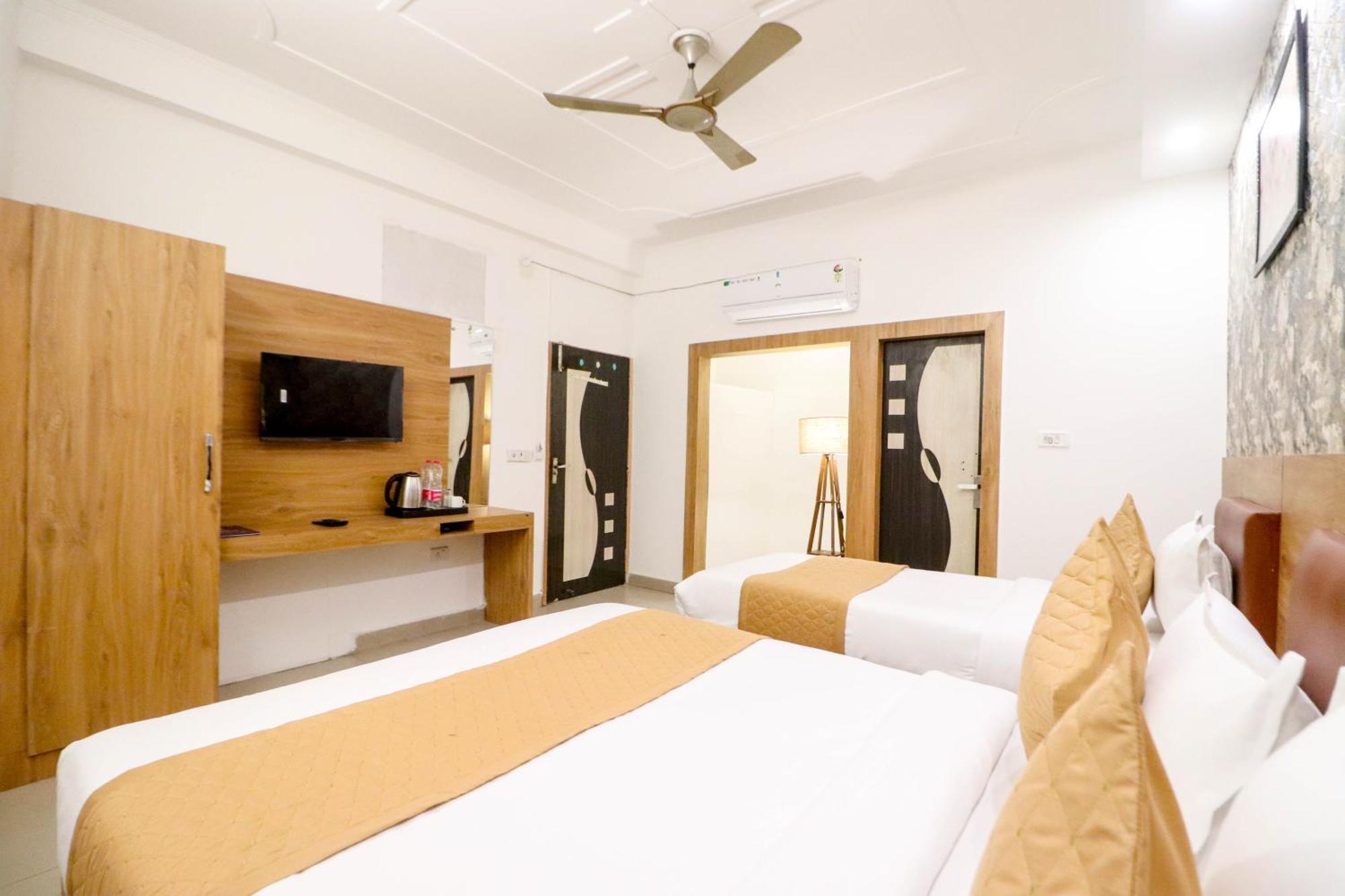 Hotel Stay Villa Delhi Airport New Delhi Bagian luar foto