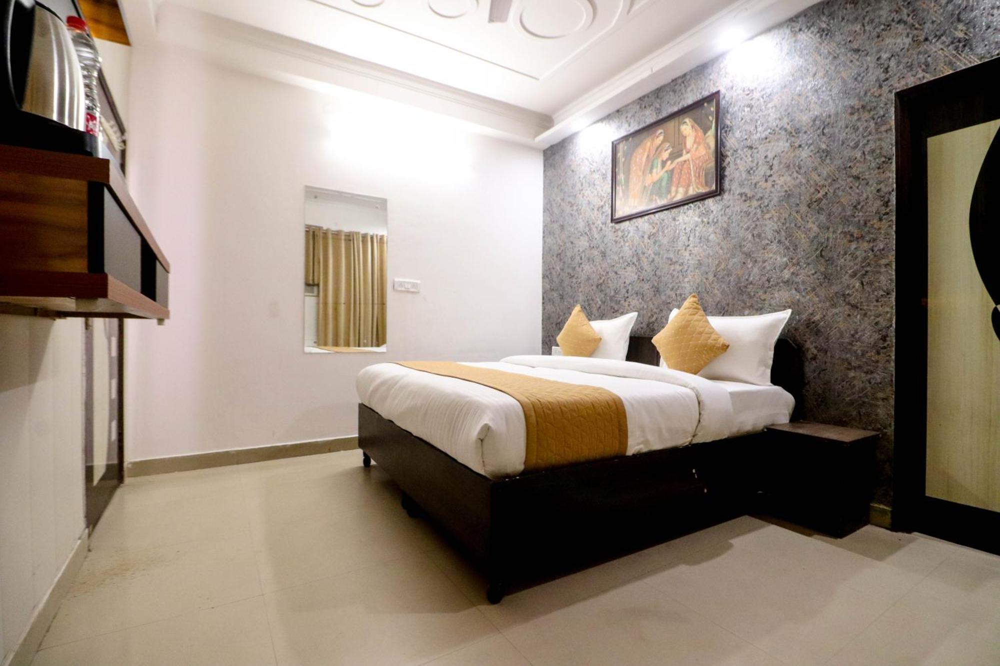 Hotel Stay Villa Delhi Airport New Delhi Bagian luar foto